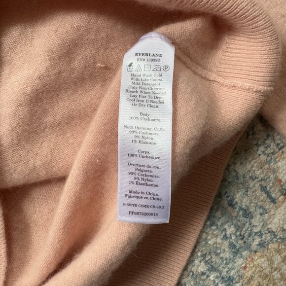 Everlane 100% Cashmere Classic Crew Sweater- Light Pink- Size L - Picture 4 of 5
